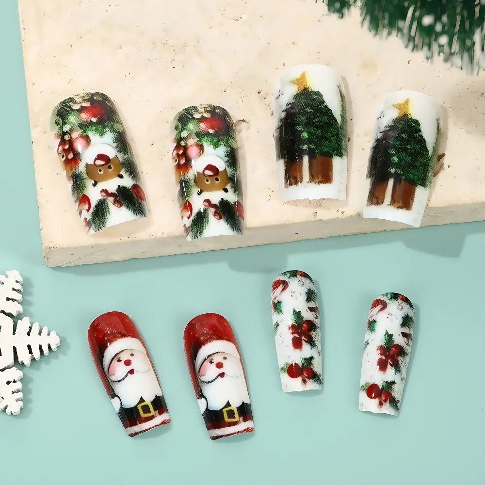 Weihnachts-Press-On-Nails „Santa & Bäumchen“