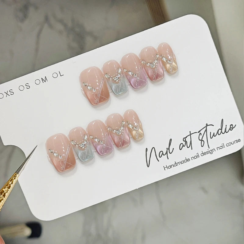 10 Stück Französische Press-On-Nägel – Handgefertigte Eleganz